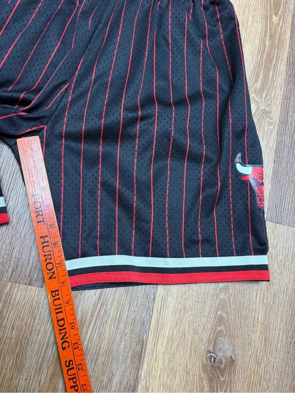 NBA Chicago Bulls Black & Red Pinstripe Athletic Shorts